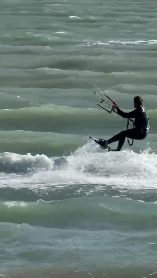 Il rider che esce verso il largo